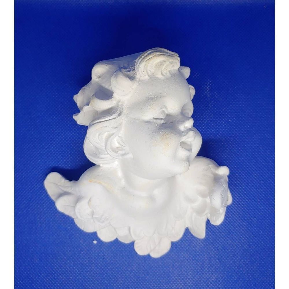 Raw Plaster Cherub Bust With Wings